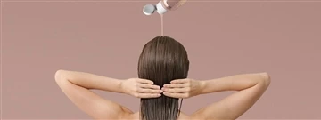 Spiegazione sull'applicazione dell'olio di silicone sui prodotti per capelli